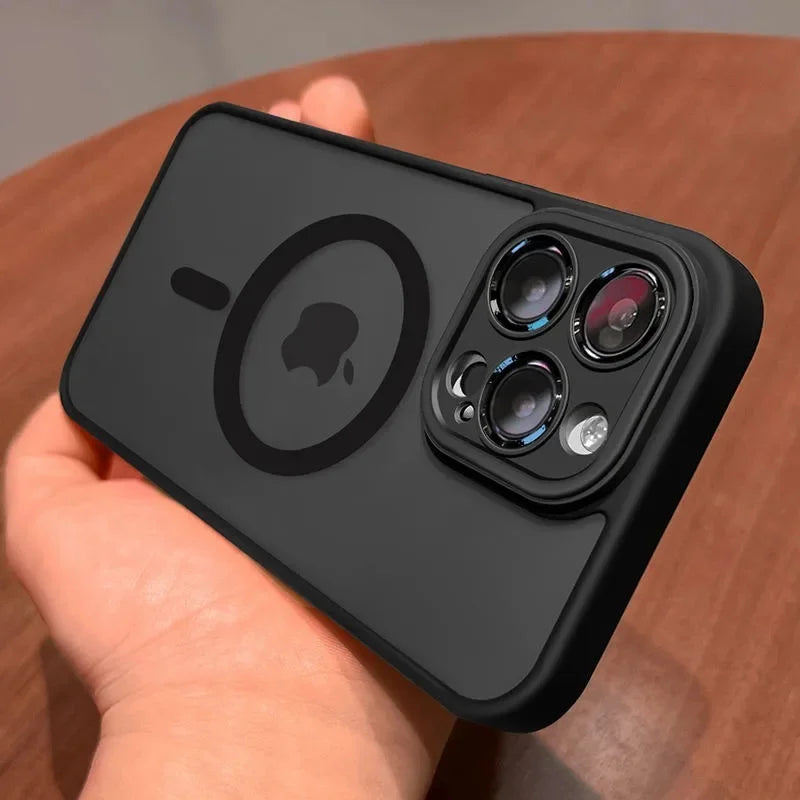 Capa Magnética Luxo Fosco Translúcida à Prova de Choque MagSafe: Proteção e Estilo Moderno para Seu iPhone