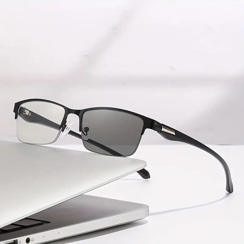Óculos UltraVision Pro Multifocal - Lentes que Escurecem no Sol